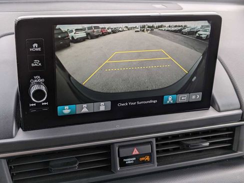 Used 2023 Honda Pilot Touring image 29