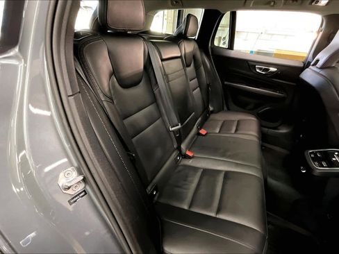 Used 2020 Volvo V60 T5 Cross Country w/ Cross Country Pro Package image 30