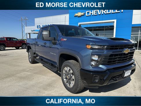New 2026 Chevrolet Silverado 2500 Custom w/ Custom Convenience Package AWD/4WD image 1