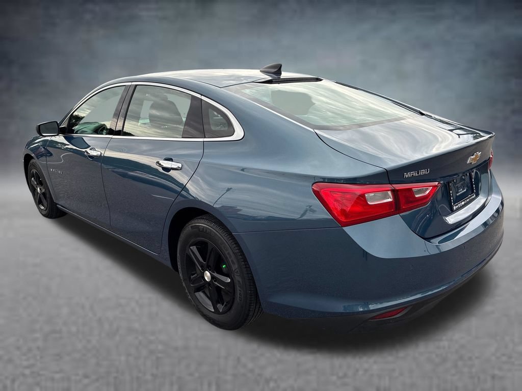 Used 2024 Chevrolet Malibu LS FWD image 3