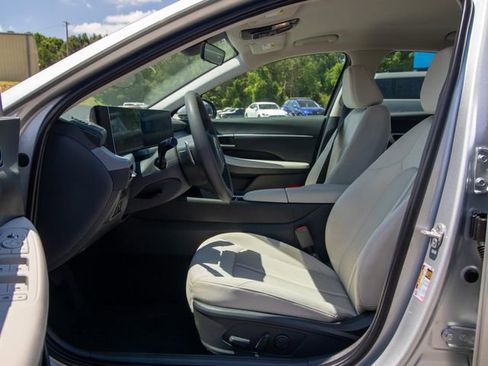 Certified 2024 Hyundai Sonata SEL FWD image 6