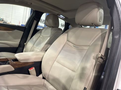 Used 2019 Cadillac XTS Luxury w/ Driver Awareness Package image 20