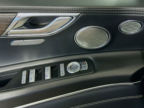 Used 2021 Genesis GV80 2.5T w/ Advanced Package 02 image 24