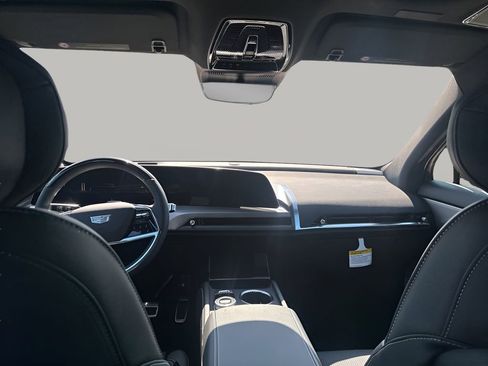 New 2026 Cadillac Vistiq Luxury AWD/4WD image 22