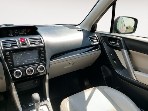 Used 2018 Subaru Forester 2.5i Limited AWD/4WD image 11