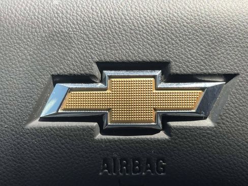 Used 2024 Chevrolet Colorado W/T RWD image 29