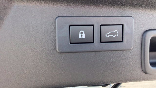 Used 2026 Subaru Outback Limited AWD/4WD image 9