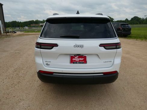 New 2026 Jeep Grand Cherokee L Limited w/ Trailer Tow Package AWD/4WD image 6