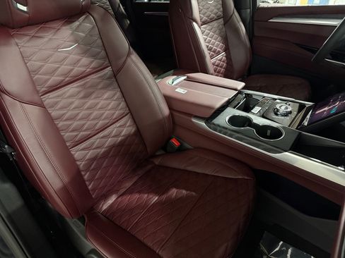 New 2026 Cadillac Escalade ESV Luxury w/ Touring Package image 59