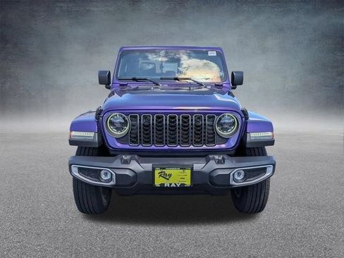 New 2026 Jeep Gladiator Sport AWD/4WD image 11