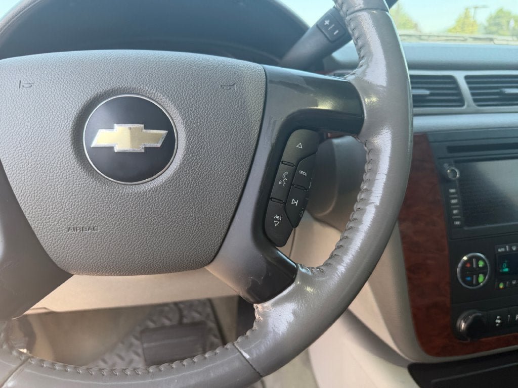Used 2009 Chevrolet Silverado 2500 LTZ w/ Safety Package AWD/4WD image 17