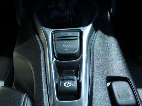 Used 2016 Chevrolet Camaro LT RWD image 25