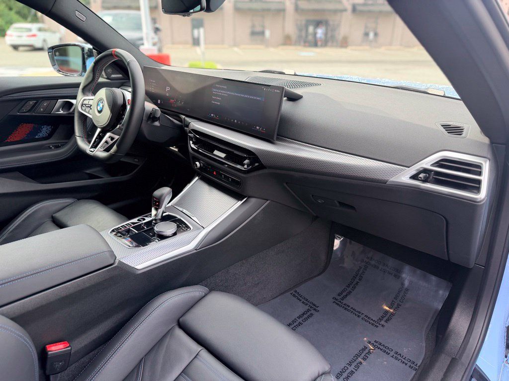 Used 2025 BMW M2 w/ Lighting Package RWD image 17