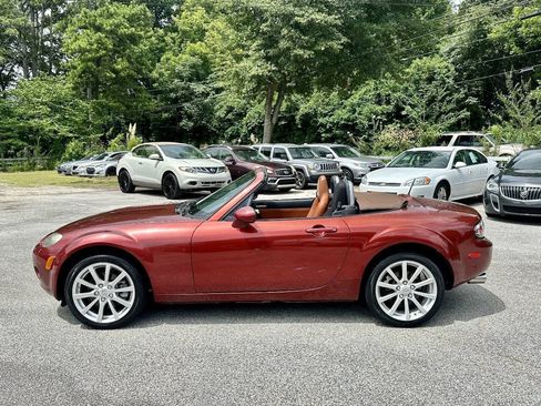 Used 2008 MAZDA MX-5 Miata Grand Touring RWD image 5