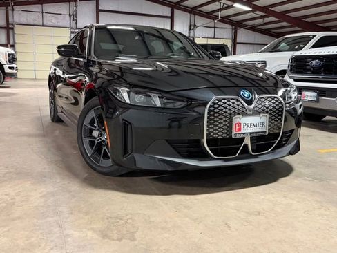 Used 2025 BMW i4 xDrive40i AWD/4WD image 1