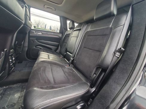 Used 2013 Jeep Grand Cherokee SRT8 image 12