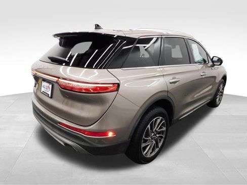 Used 2021 Lincoln Corsair FWD w/ Equipment Group 101A image 12