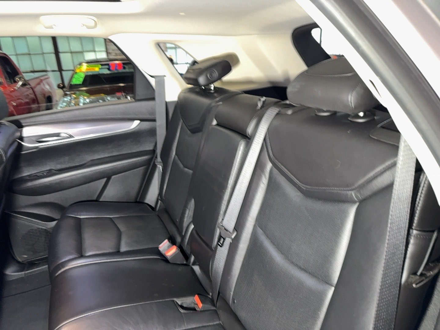 Used 2017 Cadillac XT5 Luxury w/ Driver Awareness Package AWD/4WD image 79
