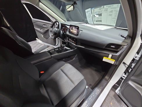 New 2026 Nissan Rogue SV image 21