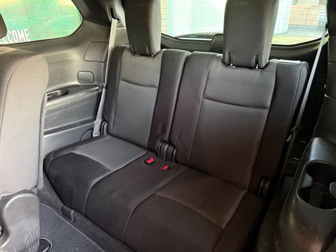 Used 2017 Nissan Pathfinder S image 26