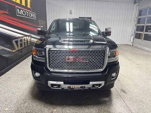 Used 2017 GMC Sierra 3500 Denali w/ Duramax Plus Package AWD/4WD image 31