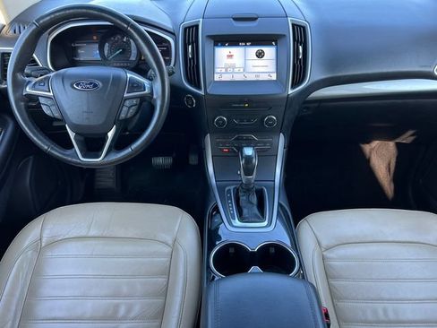 Used 2016 Ford Edge SEL w/ Equipment Group 201A AWD/4WD image 2