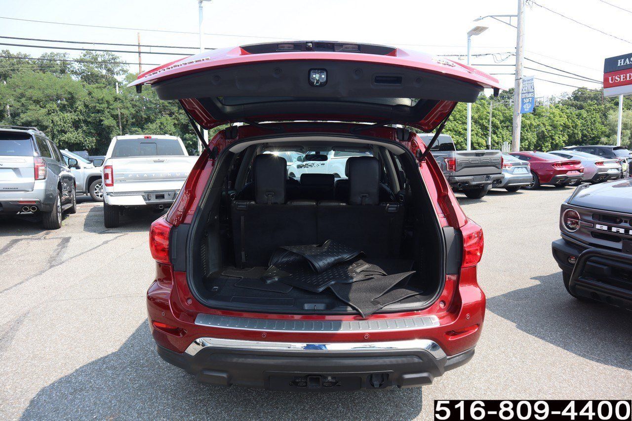Used 2018 Nissan Pathfinder SV w/ SV Tech Package AWD/4WD image 32