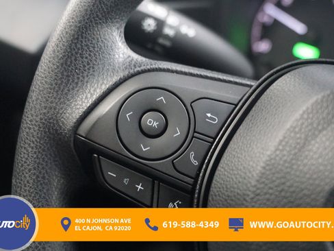 Used 2023 Toyota Corolla LE w/ Carpet Mat Package (TMS) image 17