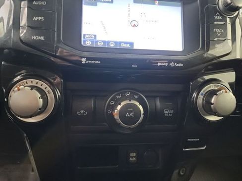 Used 2019 Toyota 4Runner TRD Off-Road image 17