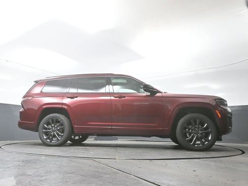 New 2026 Jeep Grand Cherokee L Limited image 39