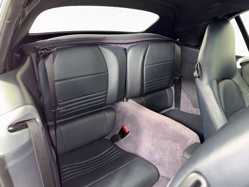 Used 2004 Porsche 911 Turbo image 17