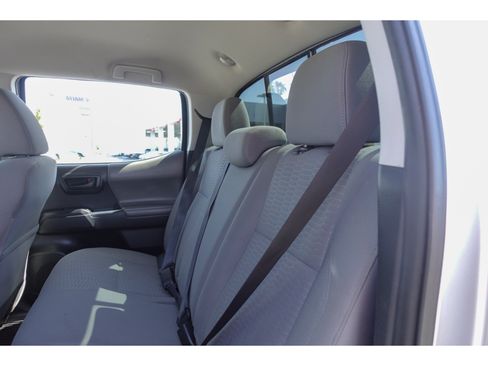 Used 2018 Toyota Tacoma SR w/ SR Convenience Package RWD image 20