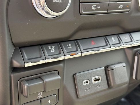 New 2026 GMC Sierra 3500 Pro w/ Convenience Package RWD image 15