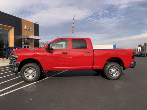 New 2026 RAM 2500 Tradesman w/ Chrome Appearance Group image 11