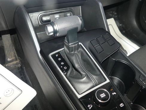 Used 2024 Kia Sportage LX FWD image 38