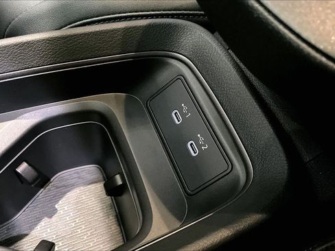 New 2026 Nissan Leaf SV+ w/ Illuminated Package image 14