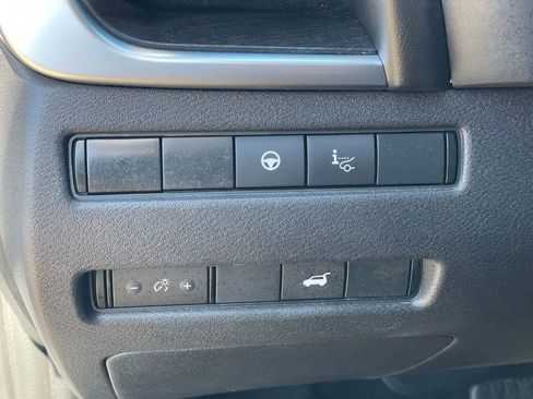 Certified 2023 Nissan Rogue Platinum w/ Platinum Premium Package image 17