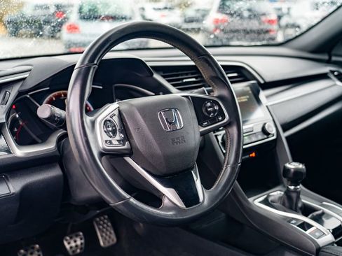 Used 2020 Honda Civic Sport image 13