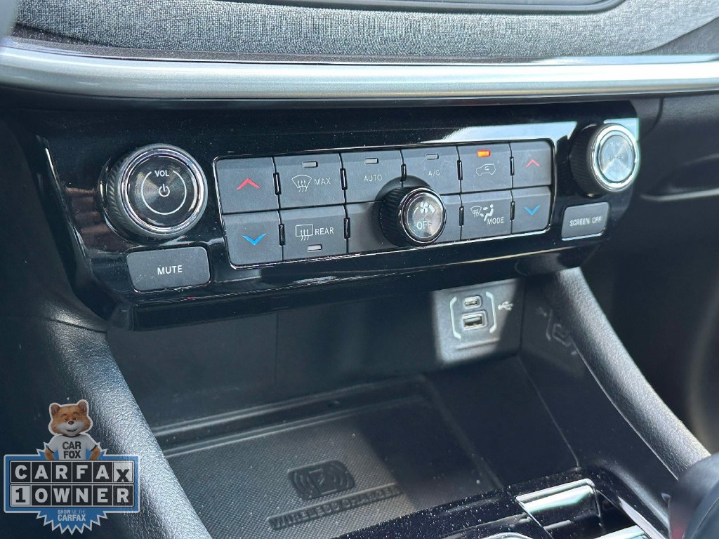 Used 2023 Jeep Compass Latitude w/ Convenience Group AWD/4WD image 32