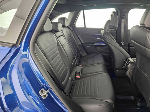 Used 2024 Mercedes-Benz GLC 43 AMG AMG GLC 43 image 12