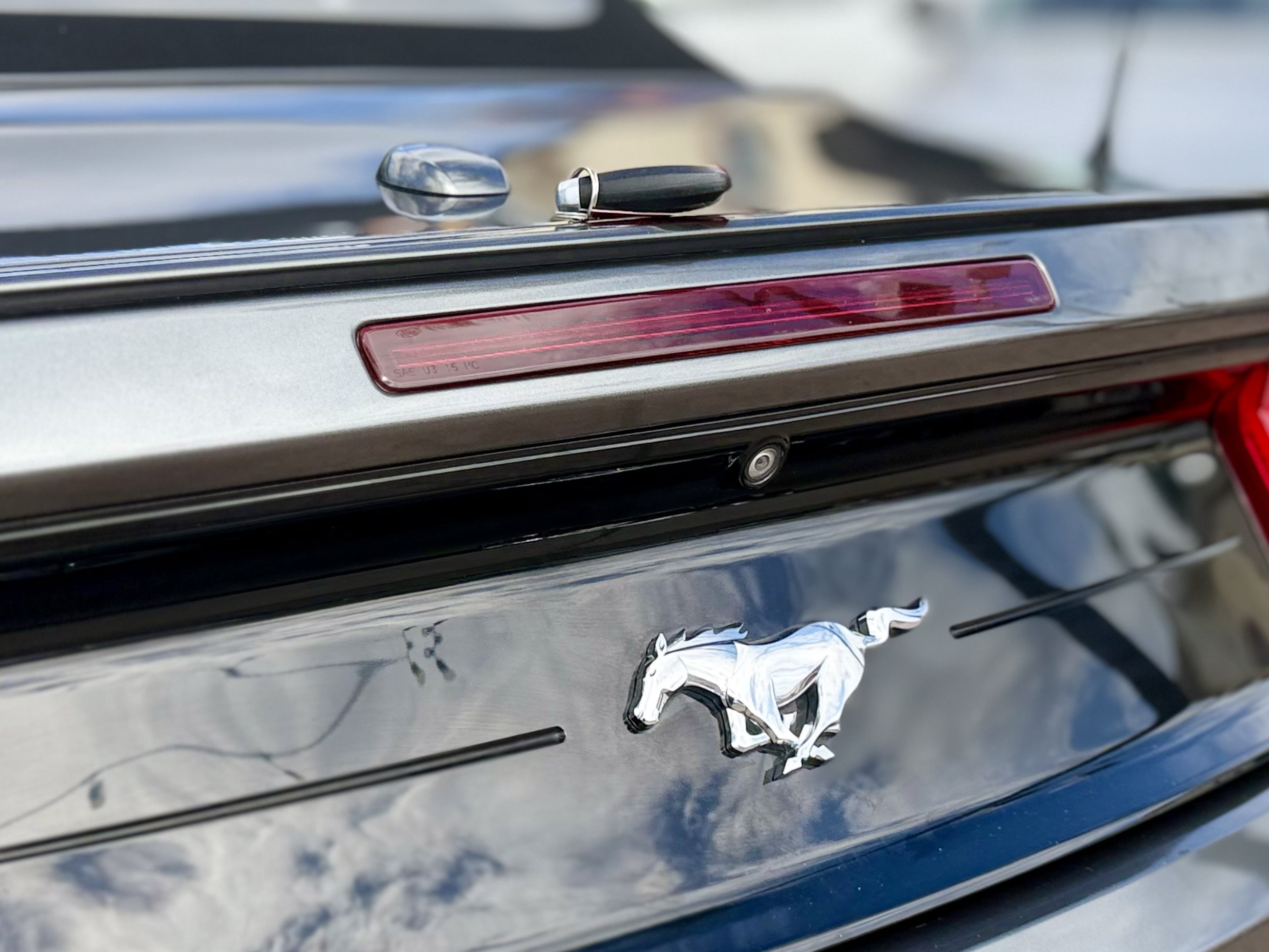 Used 2018 Ford Mustang Premium RWD image 26