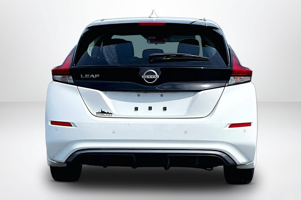 Used 2025 Nissan Leaf S FWD image 7