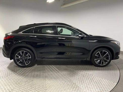 Certified 2025 INFINITI QX55 Essential image 7