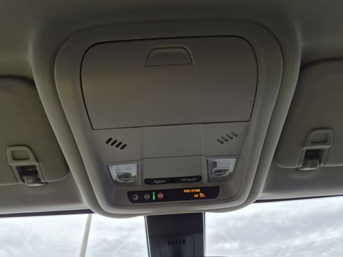 Used 2024 Chevrolet Equinox LT image 26