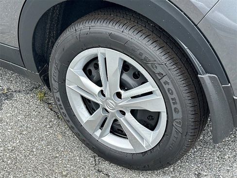 New 2025 Nissan Kicks Play S image 17