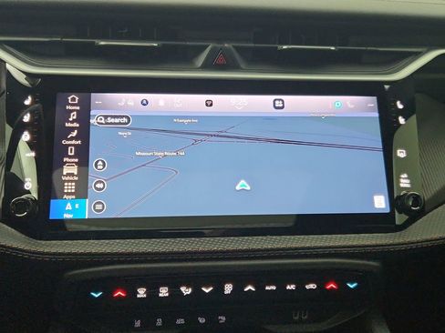 New 2026 Jeep Cherokee Overland w/ Advanced Pro Tech Group AWD/4WD image 25