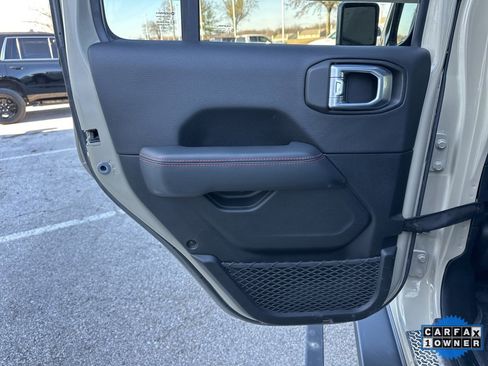 Used 2020 Jeep Gladiator Rubicon image 39