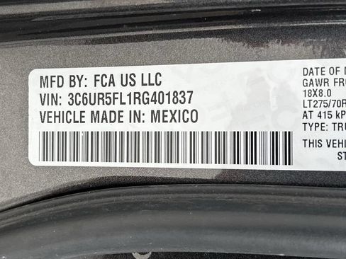 Used 2024 RAM 2500 Laramie w/ Safety Group AWD/4WD image 33