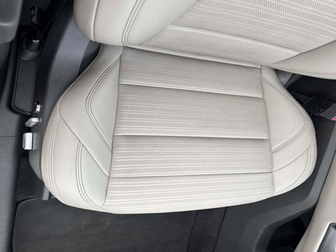 Certified 2024 Lincoln Nautilus Reserve image 20