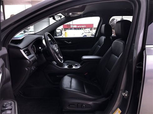 Used 2020 GMC Acadia SLT image 24